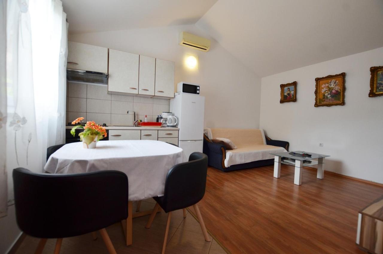 Zminj Apartments Εξωτερικό φωτογραφία