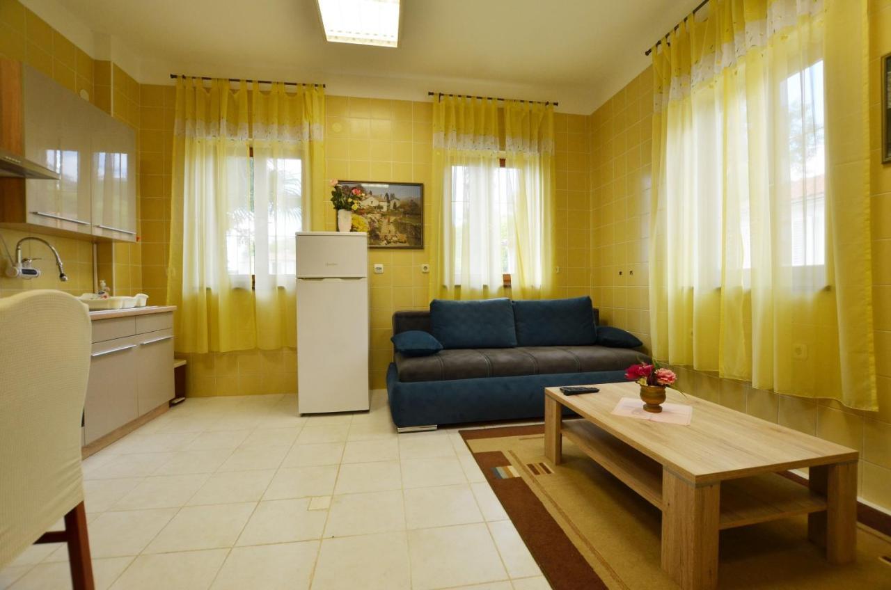 Zminj Apartments Εξωτερικό φωτογραφία