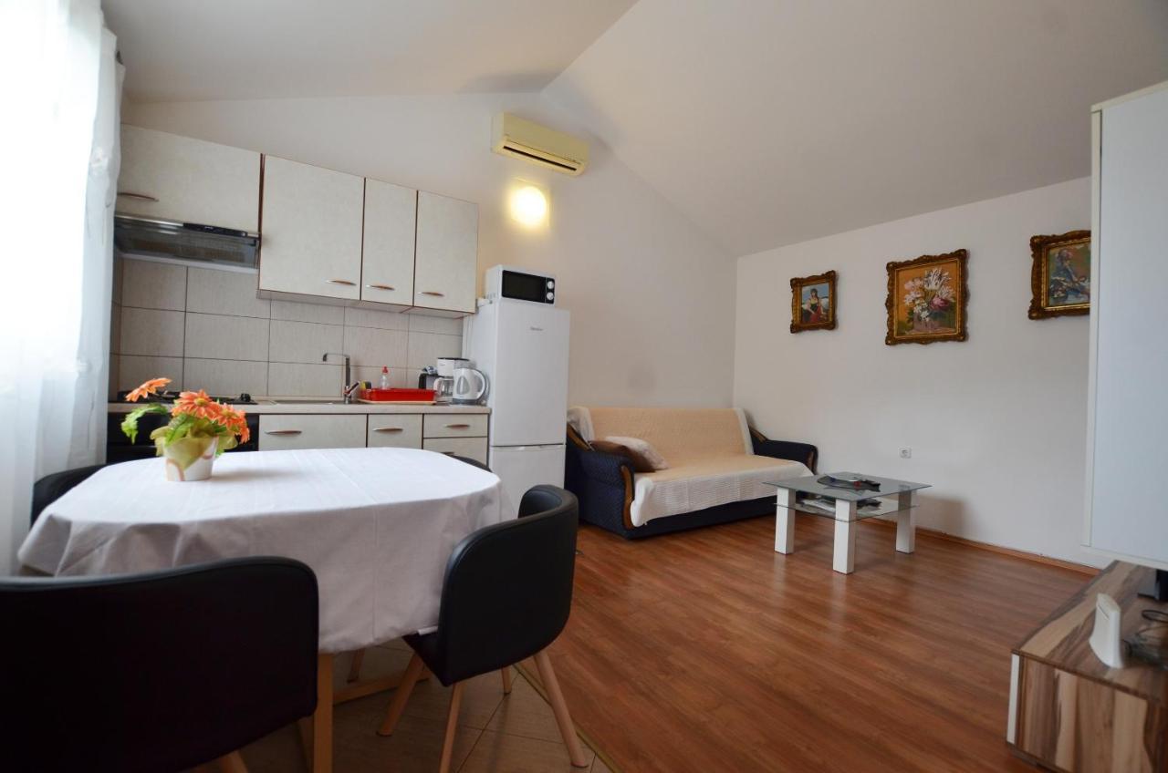 Zminj Apartments Εξωτερικό φωτογραφία
